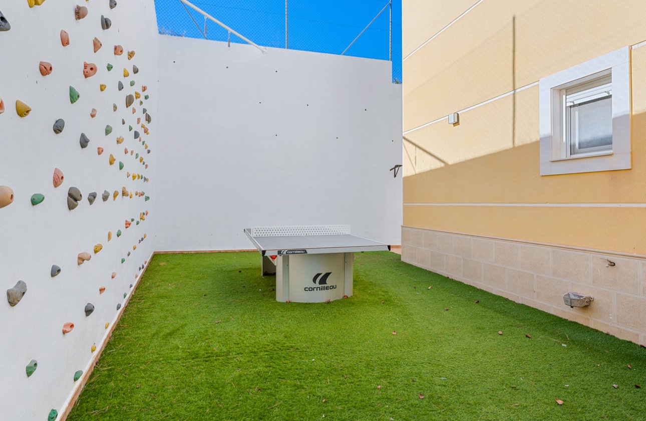 Revente - Villa -
Ciudad De Las Comunicaciones - Costa Blanca
