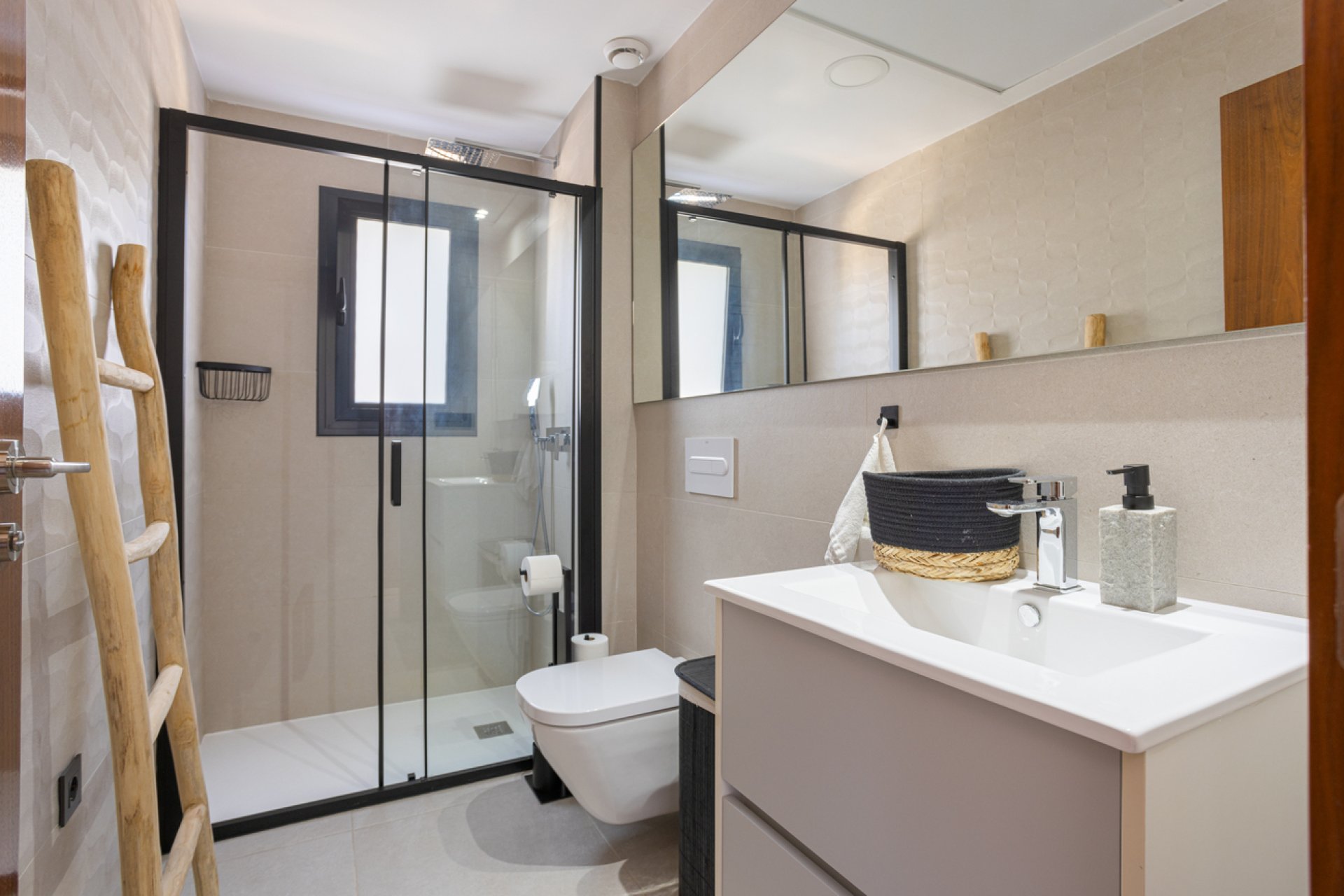 Revente - Villa -
Ciudad Quesada - center