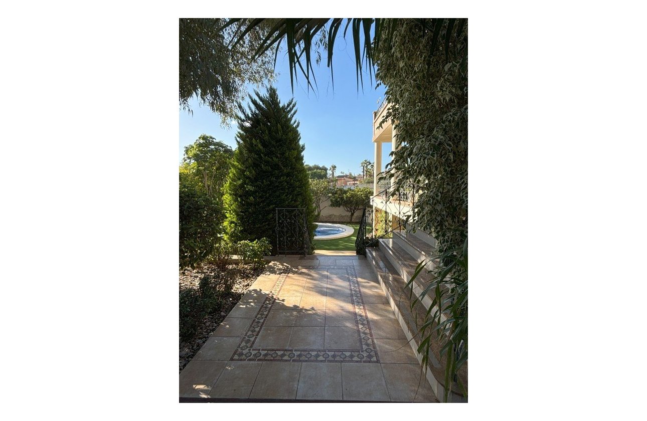 Revente - Villa -
Ciudad Quesada - Costa Blanca