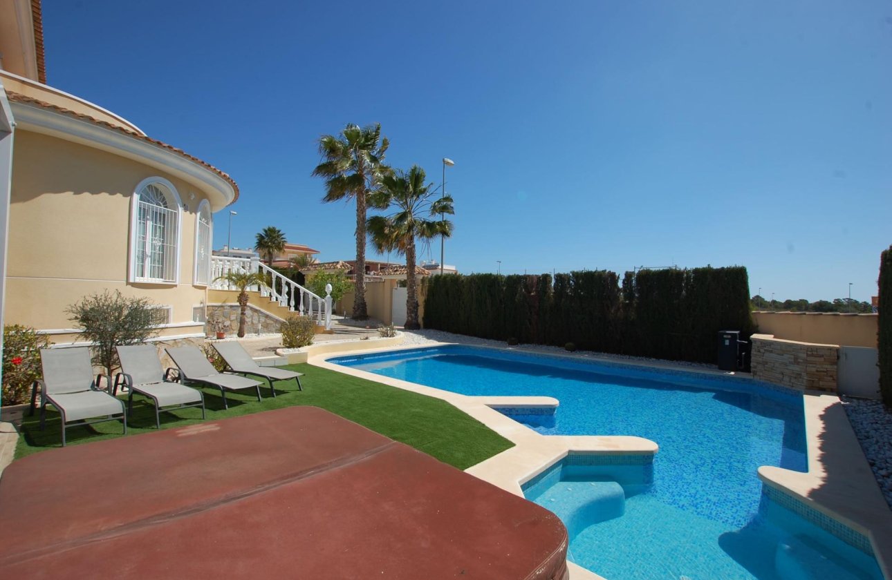 Revente - Villa -
Ciudad Quesada - Costa Blanca