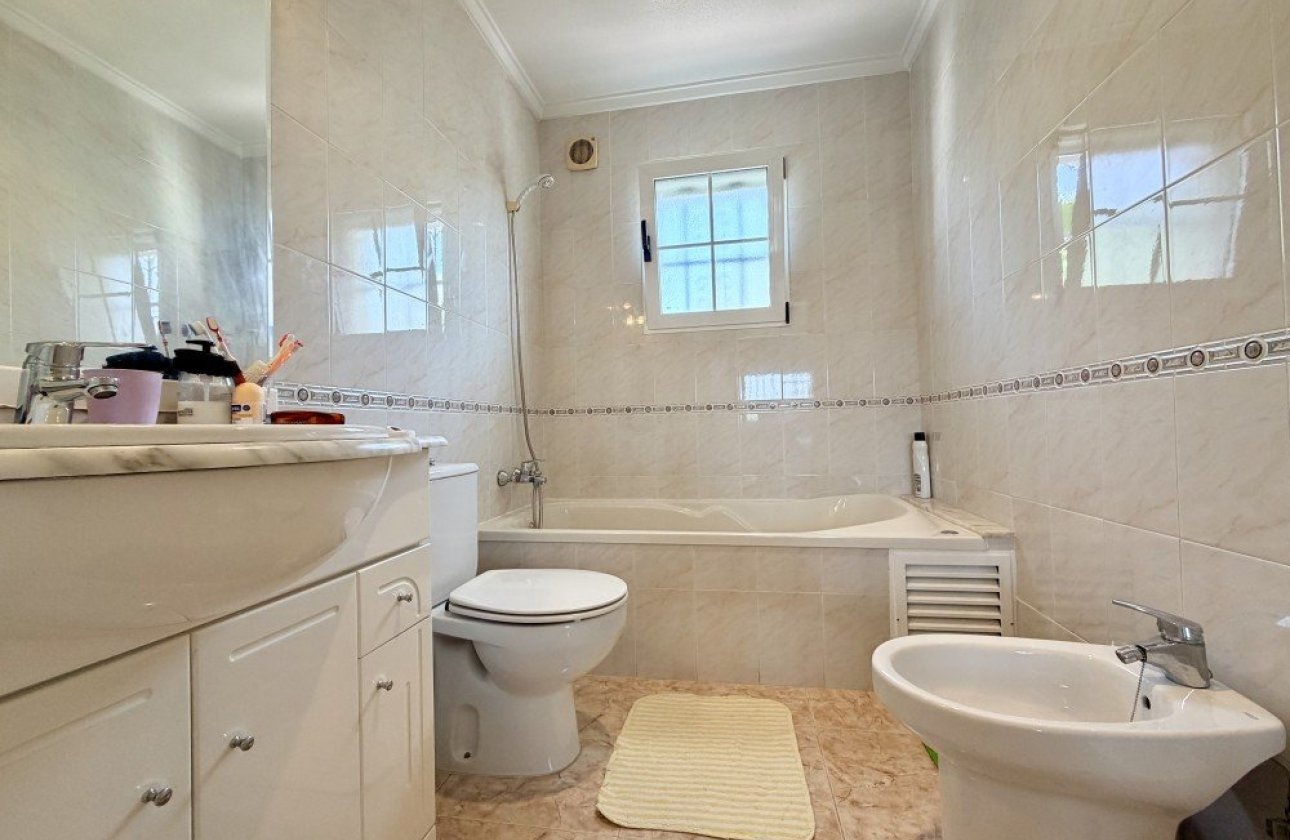 Revente - Villa -
Ciudad Quesada - Costa Blanca