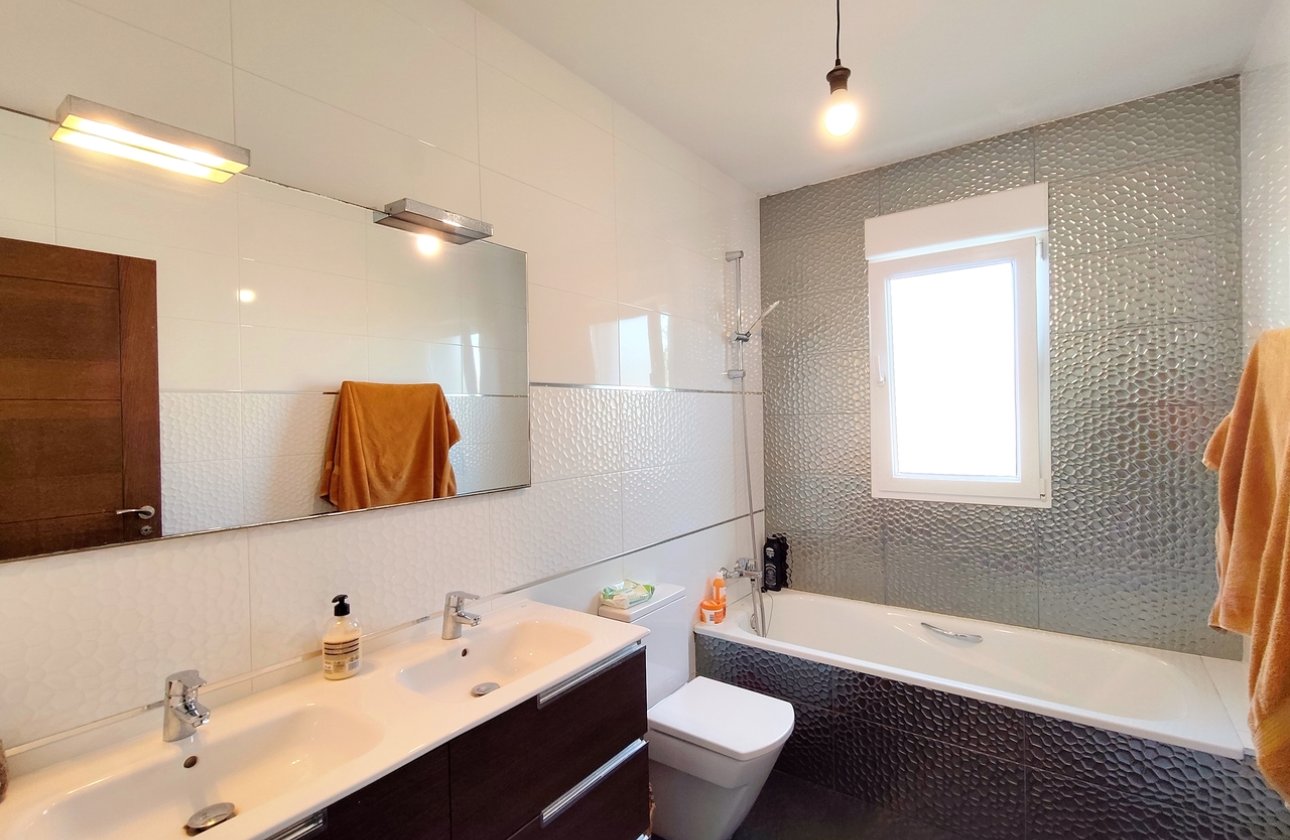Revente - Villa -
Ciudad Quesada - Costa Blanca