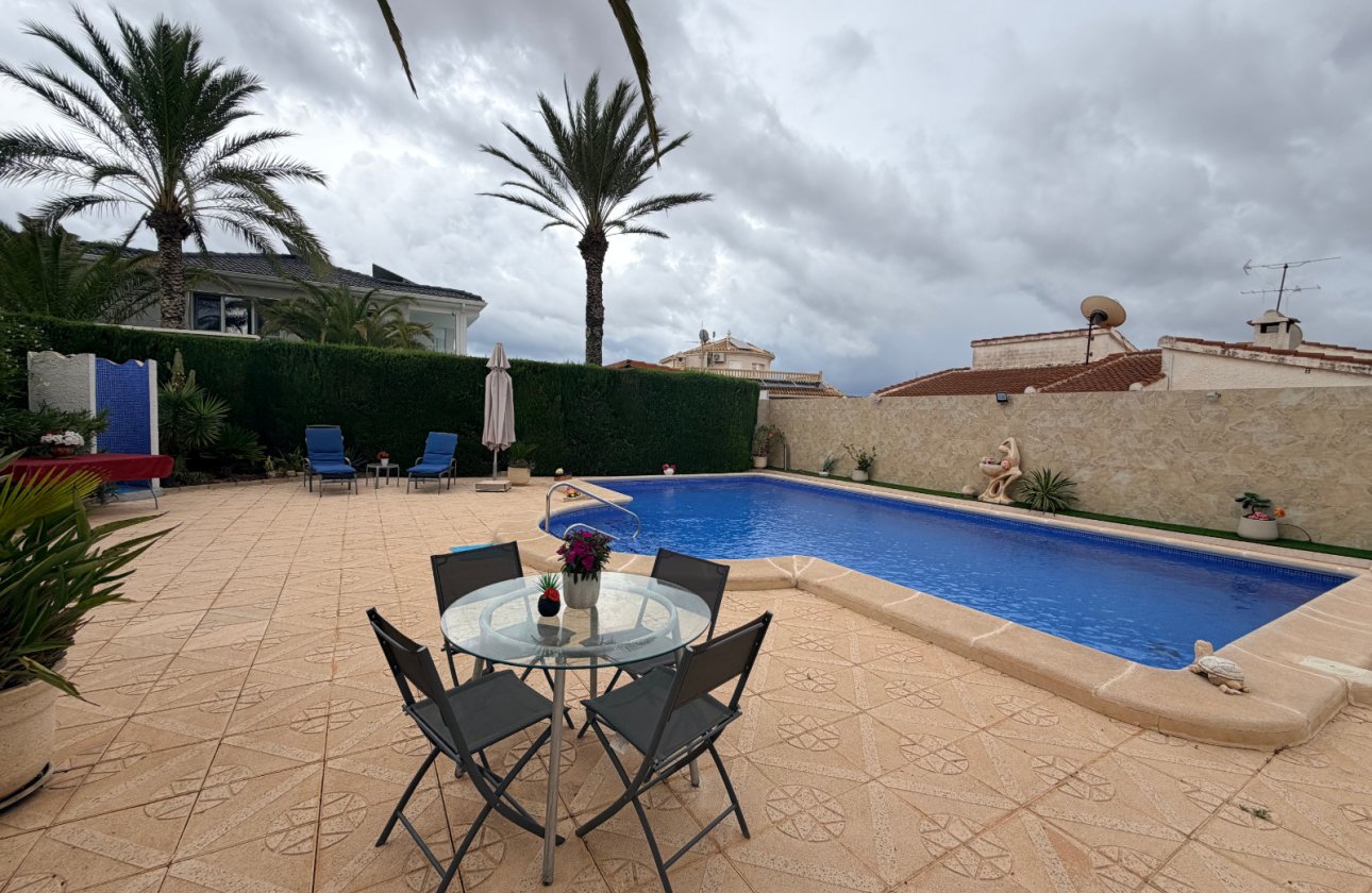 Revente - Villa -
Ciudad Quesada - Costa Blanca