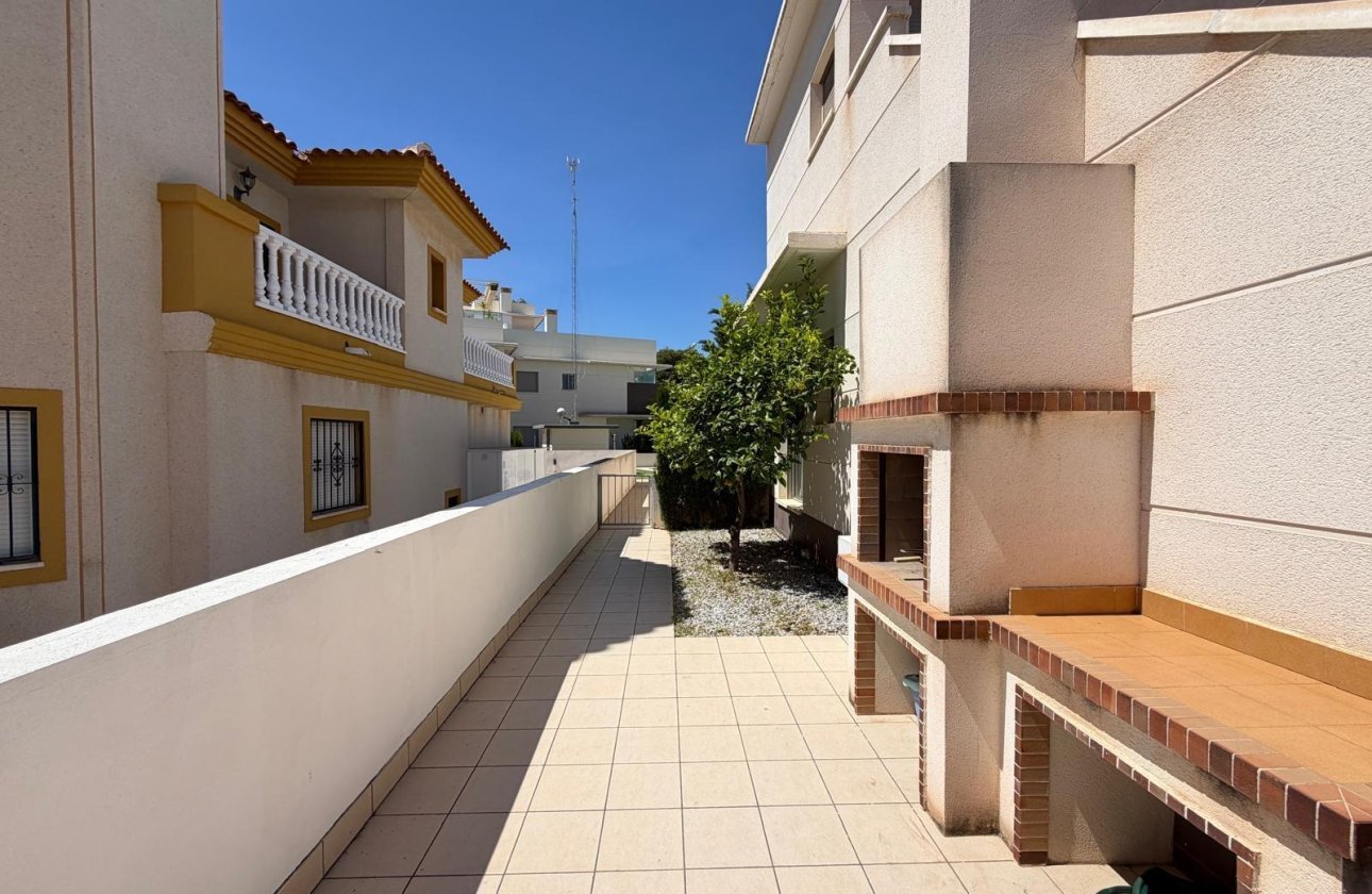Revente - Villa -
Ciudad Quesada - Doña Pepa