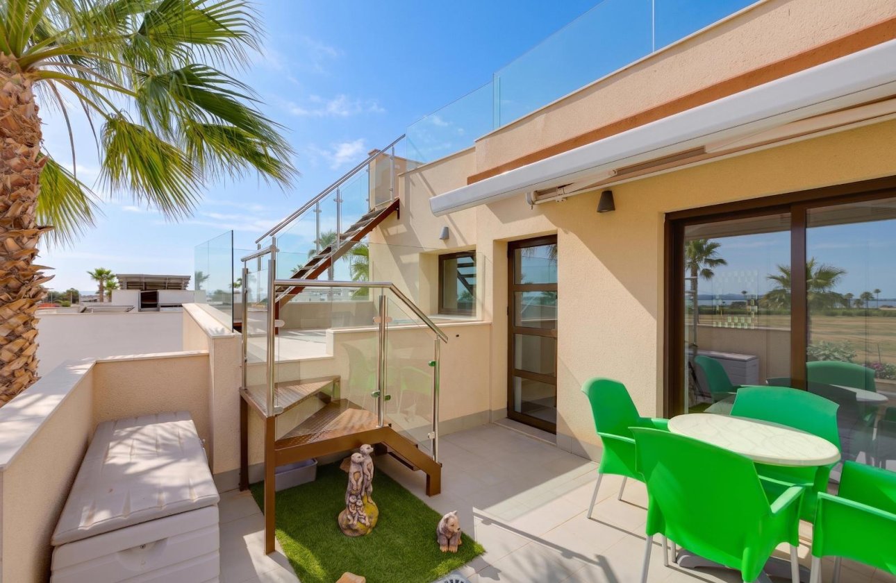 Revente - Villa -
Ciudad Quesada - Pueblo Bravo
