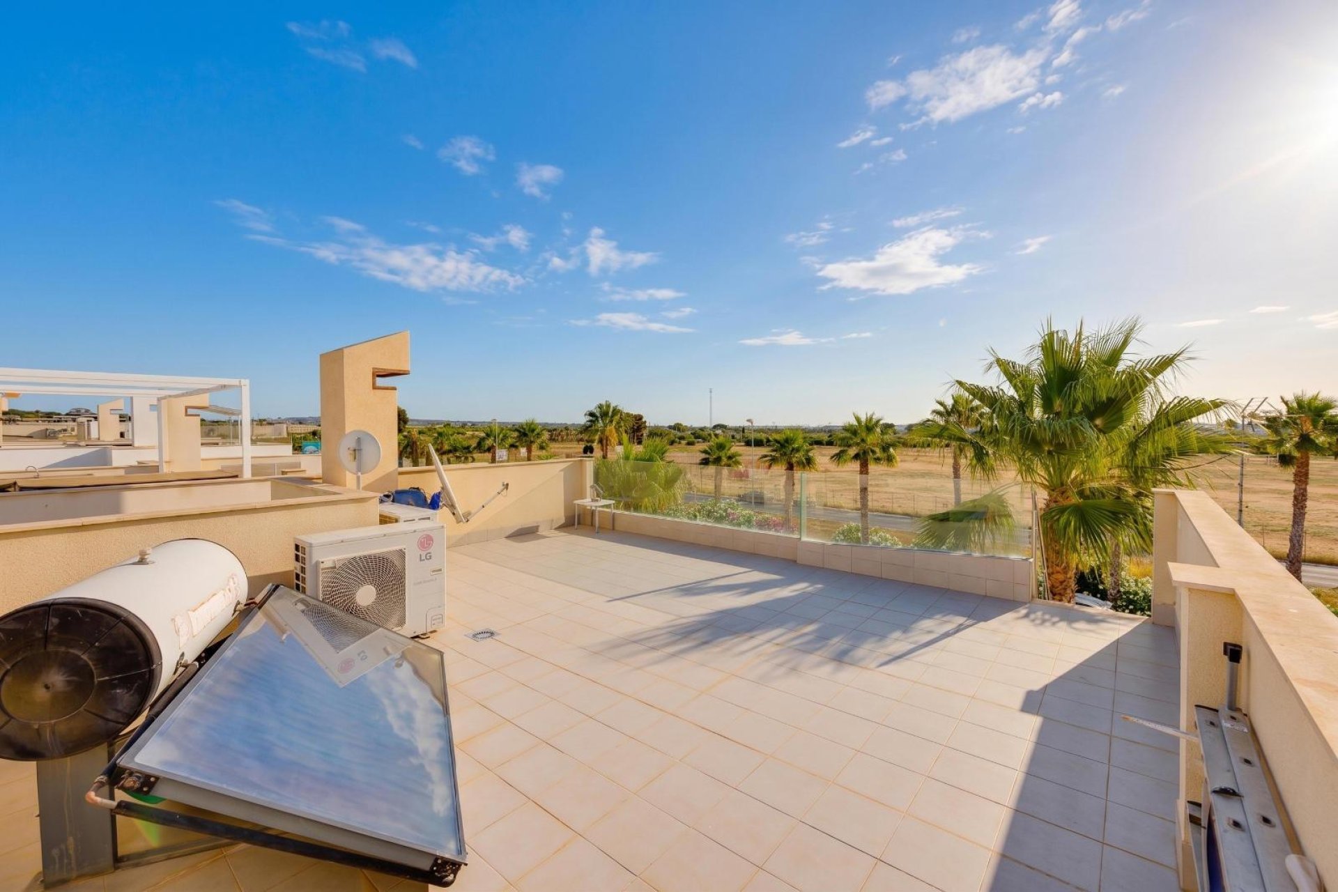Revente - Villa -
Ciudad Quesada - Pueblo Bravo