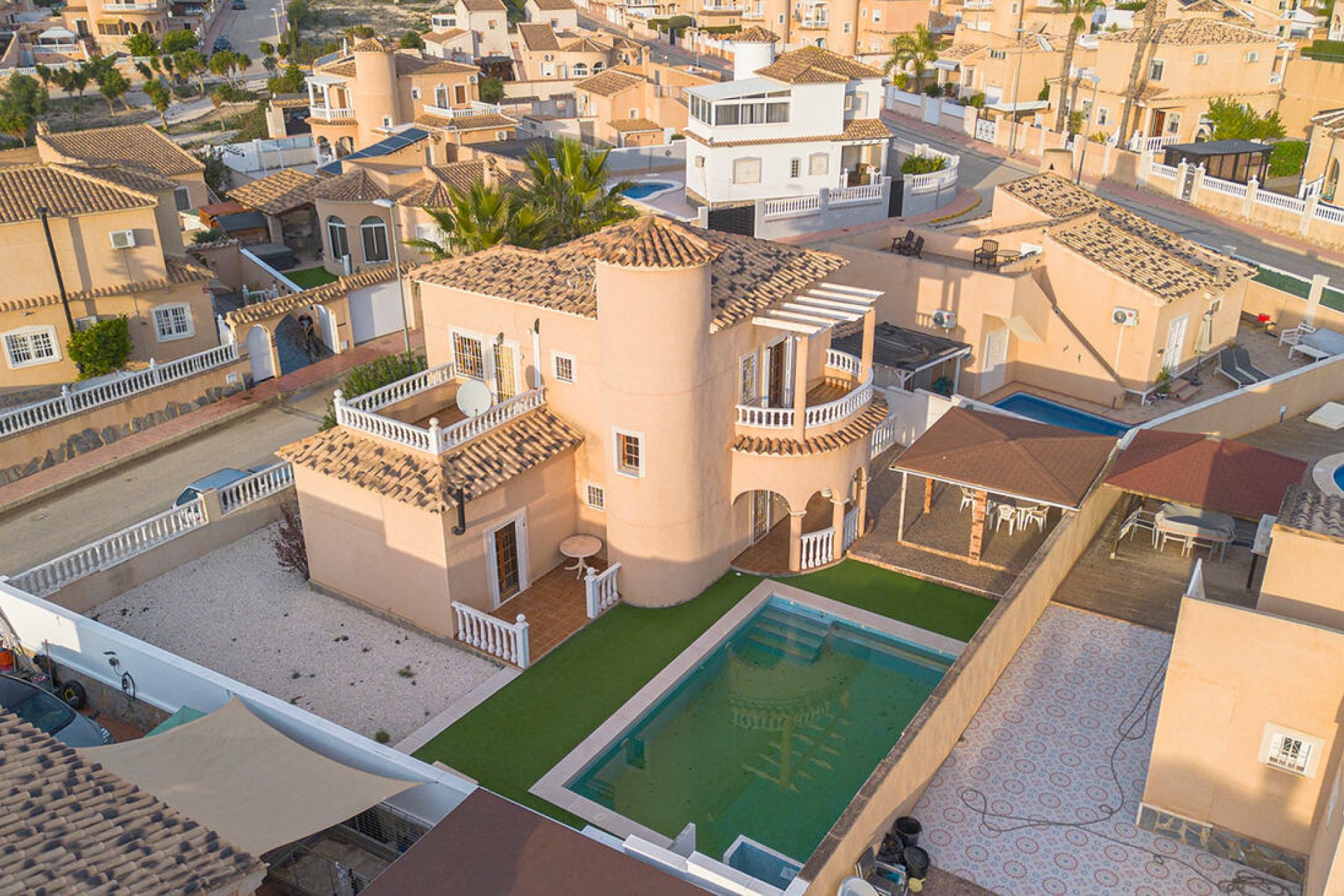 Revente - Villa -
Ciudad Quesada