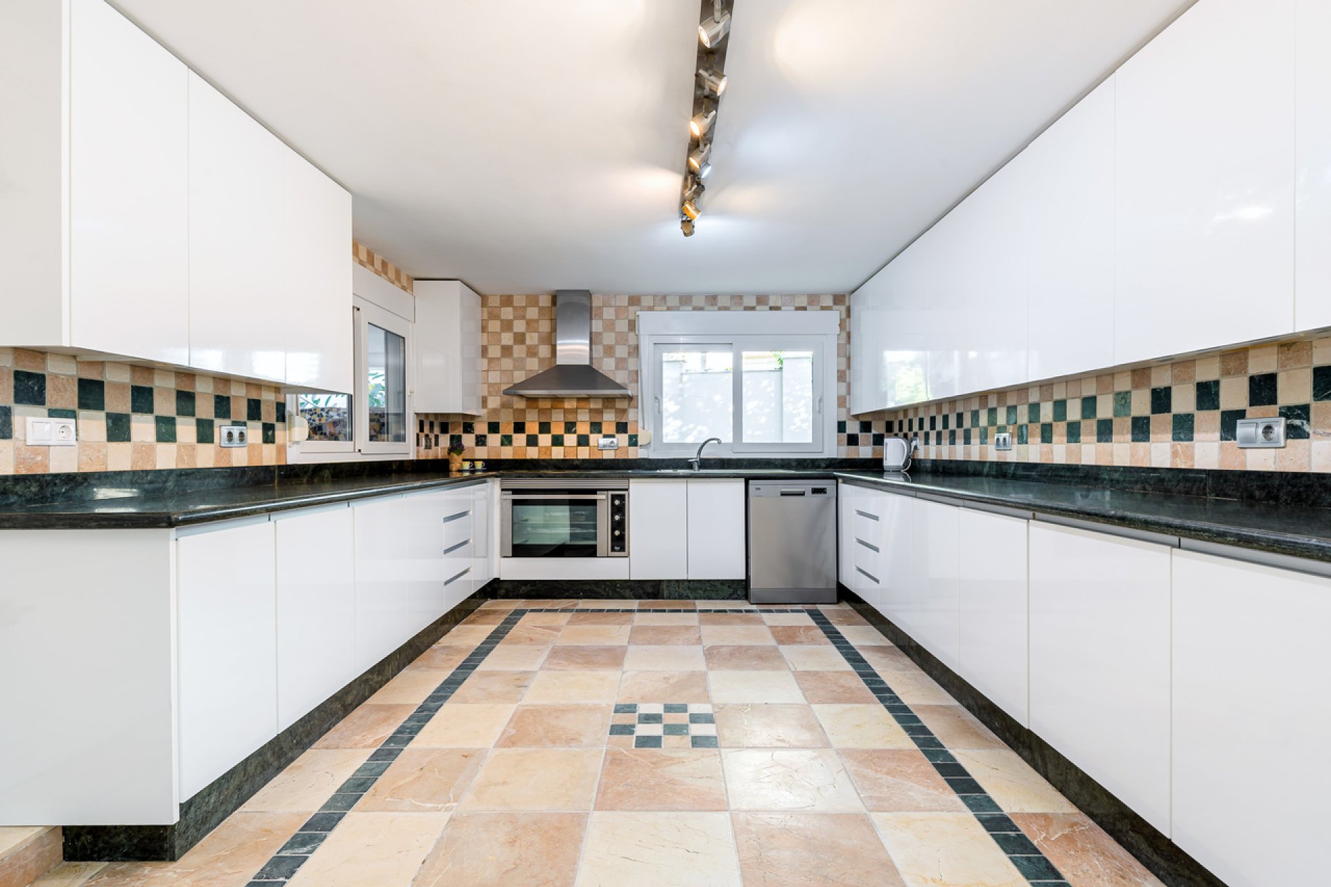 Revente - Villa -
Dehesa de Campoamor - Costa Blanca