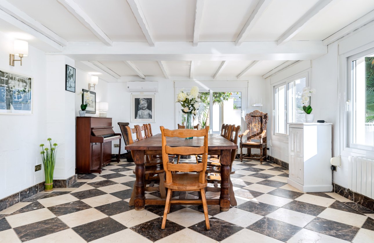 Revente - Villa -
Dehesa de Campoamor - Costa Blanca