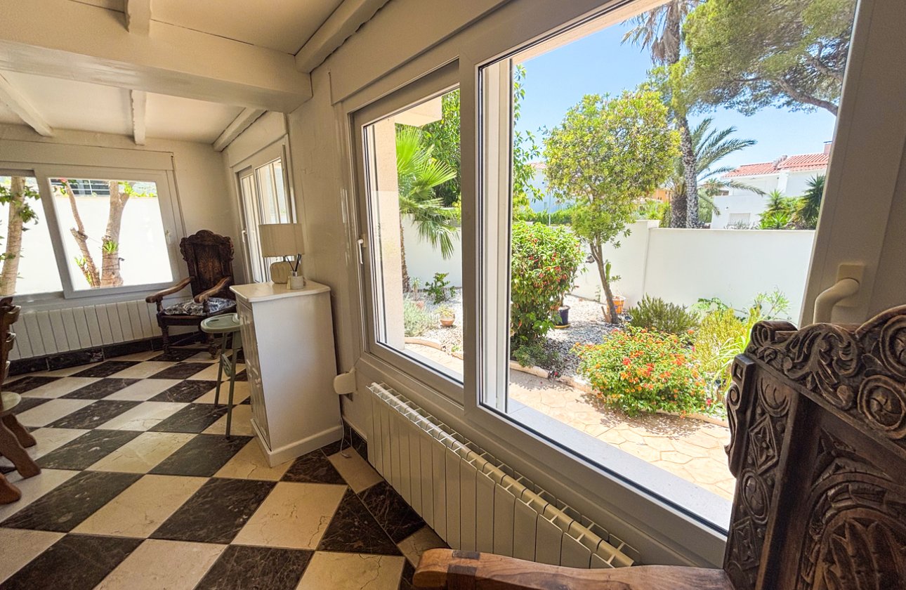 Revente - Villa -
Dehesa de Campoamor - Costa Blanca