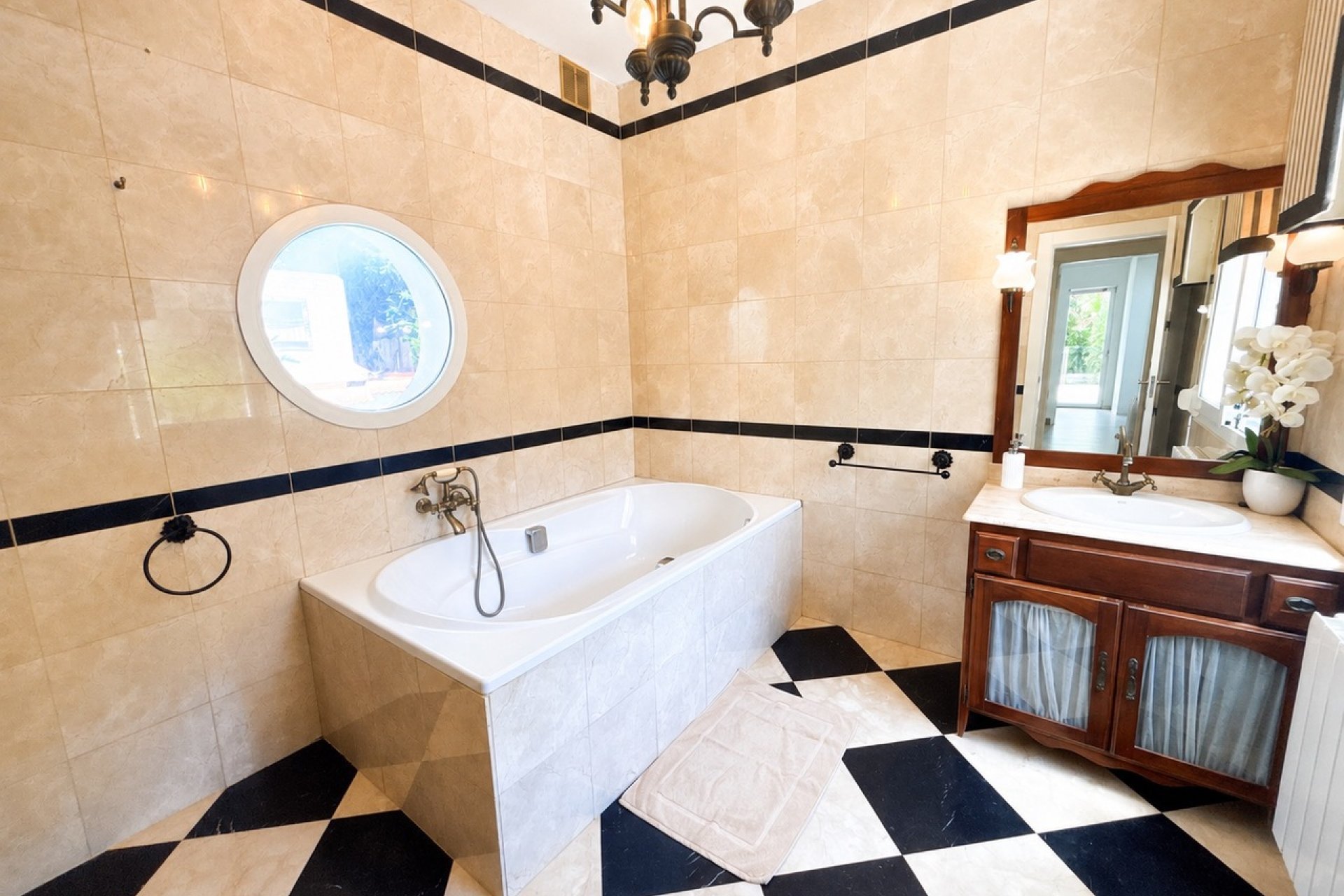 Revente - Villa -
Dehesa de Campoamor - Costa Blanca