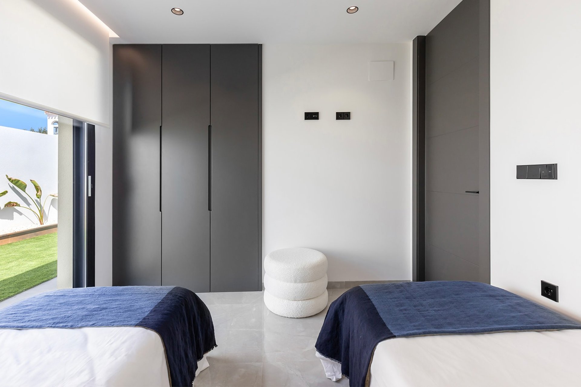 Revente - Villa -
El Chaparral - Inland