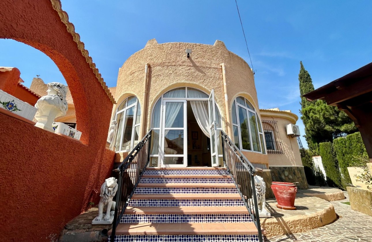 Revente - Villa -
El Chaparral - Inland