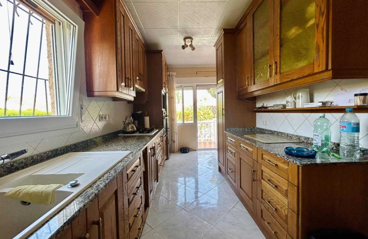 Revente - Villa -
El Chaparral - Inland