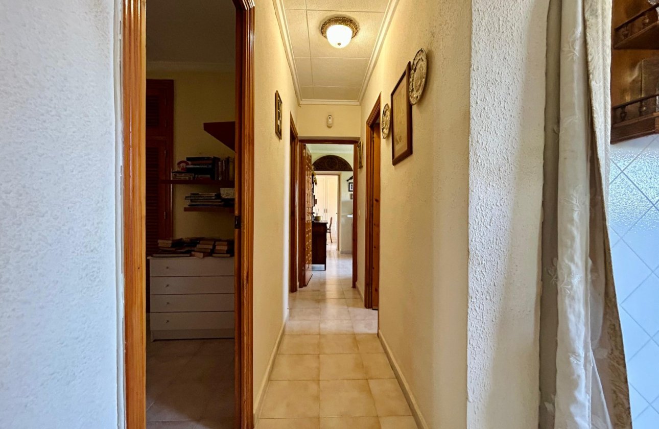 Revente - Villa -
El Chaparral - Inland