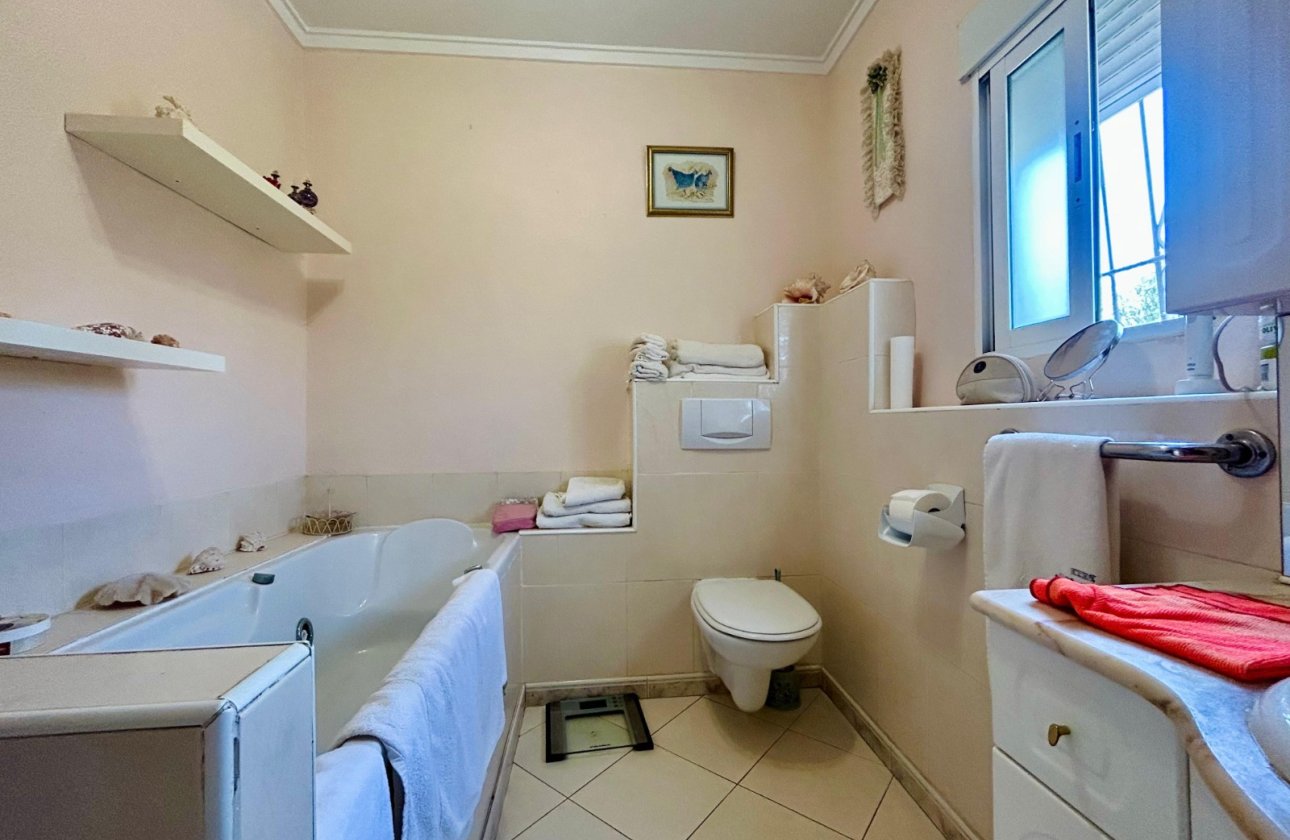 Revente - Villa -
El Chaparral - Inland