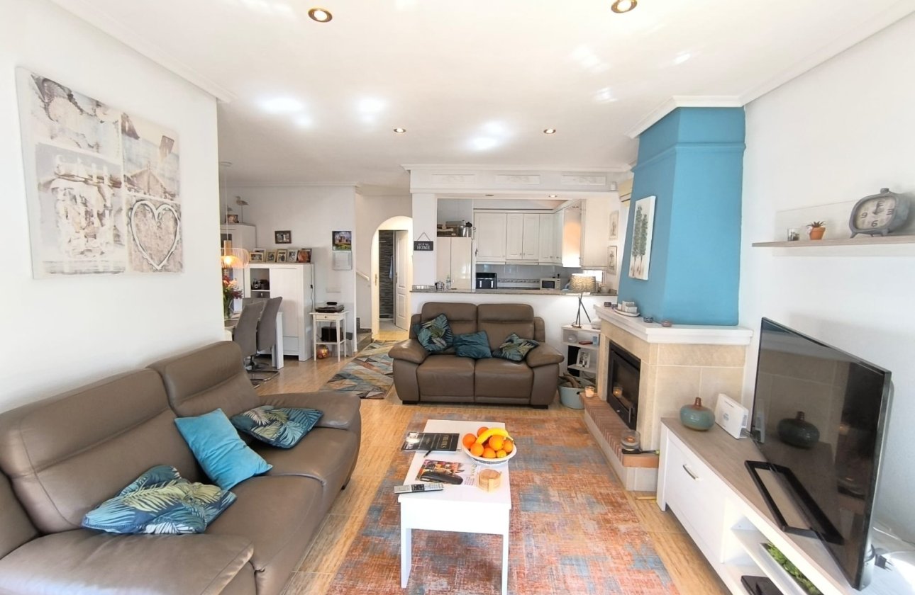 Revente - Villa -
El Raso - Costa Blanca