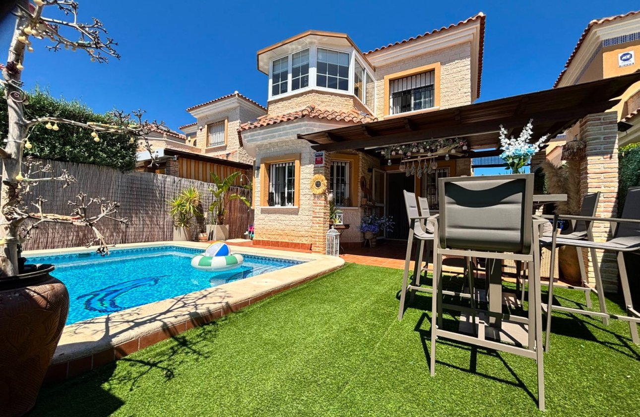Revente - Villa -
El Raso - Costa Blanca