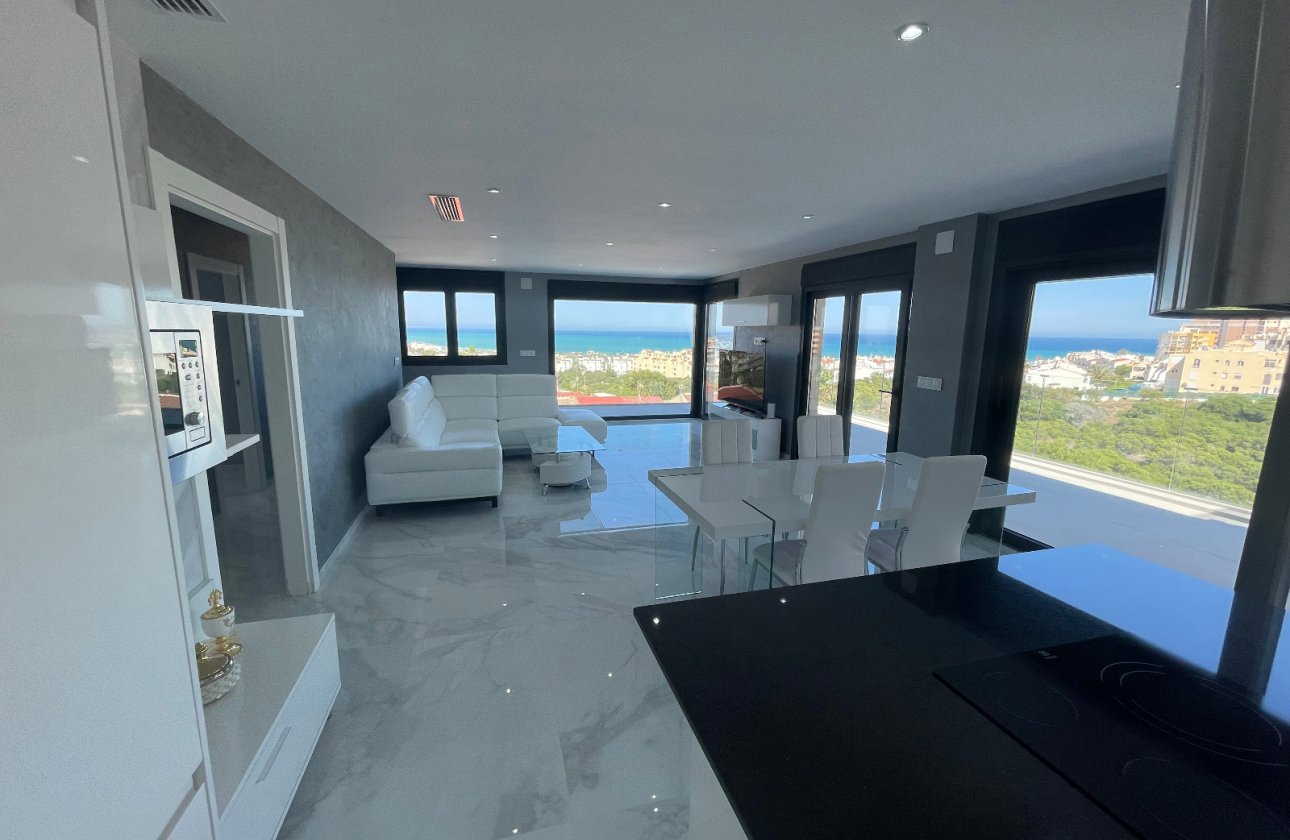 Revente - Villa -
La Mata - Costa Blanca