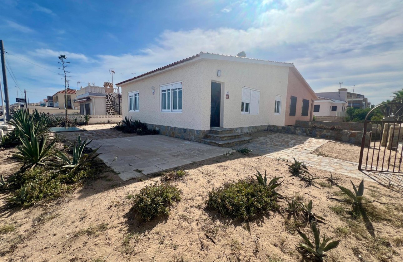 Revente - Villa -
La Mata - Costa Blanca