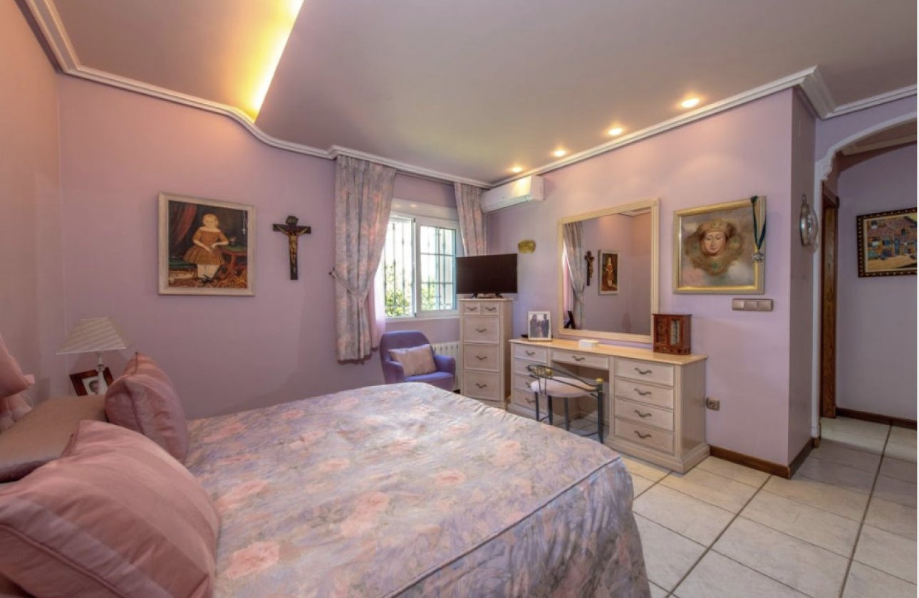 Revente - Villa -
La Mata - Costa Blanca