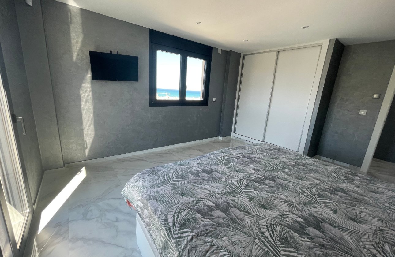 Revente - Villa -
La Mata - Costa Blanca