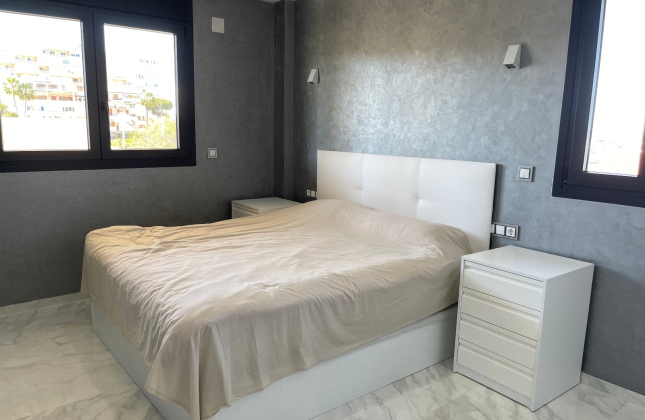 Revente - Villa -
La Mata - Costa Blanca