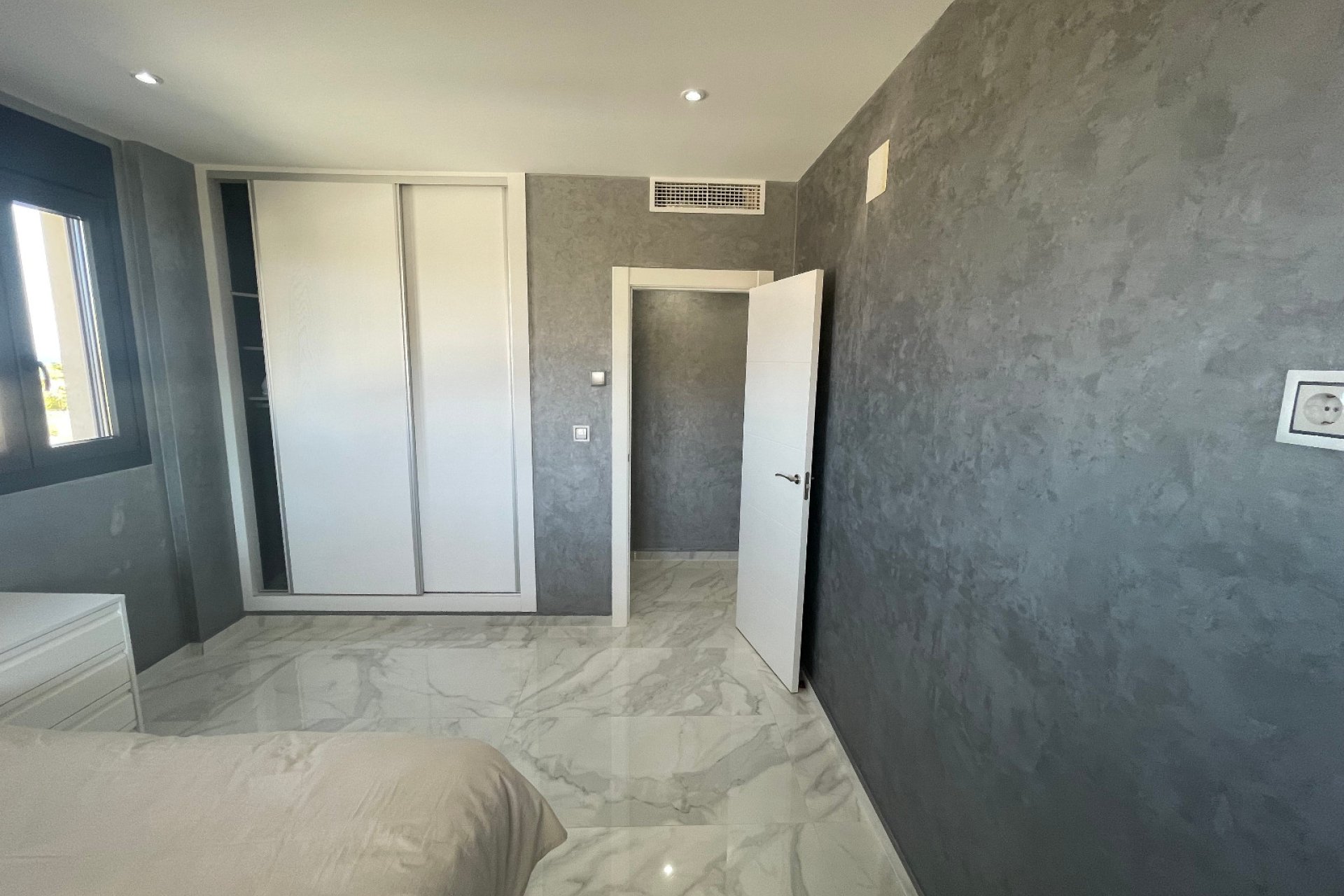 Revente - Villa -
La Mata - Costa Blanca