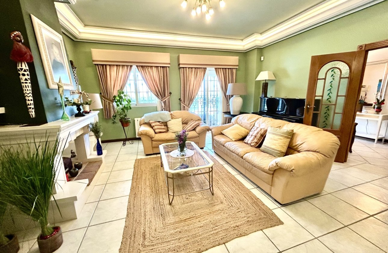 Revente - Villa -
La Mata - Costa Blanca