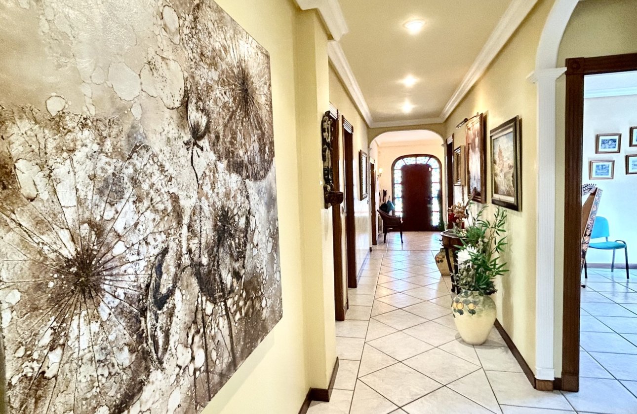 Revente - Villa -
La Mata - Costa Blanca