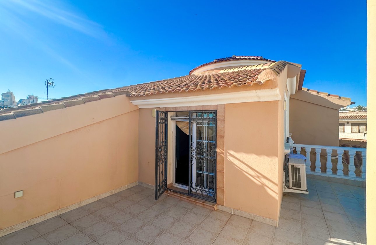 Revente - Villa -
La Mata - Costa Blanca
