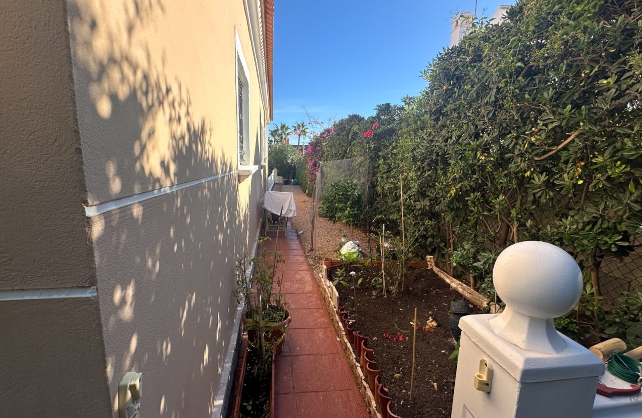 Revente - Villa -
La Mata - Costa Blanca