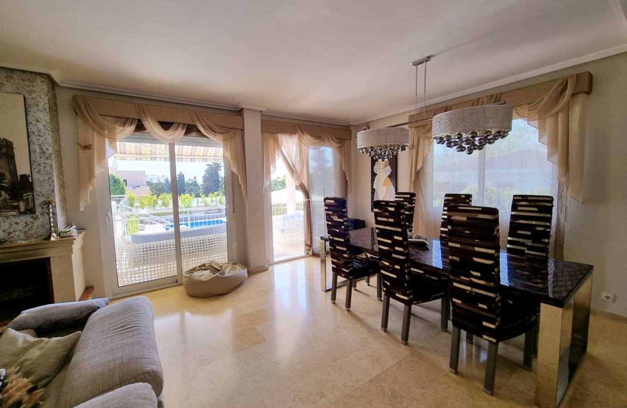 Revente - Villa -
La Mata - Costa Blanca