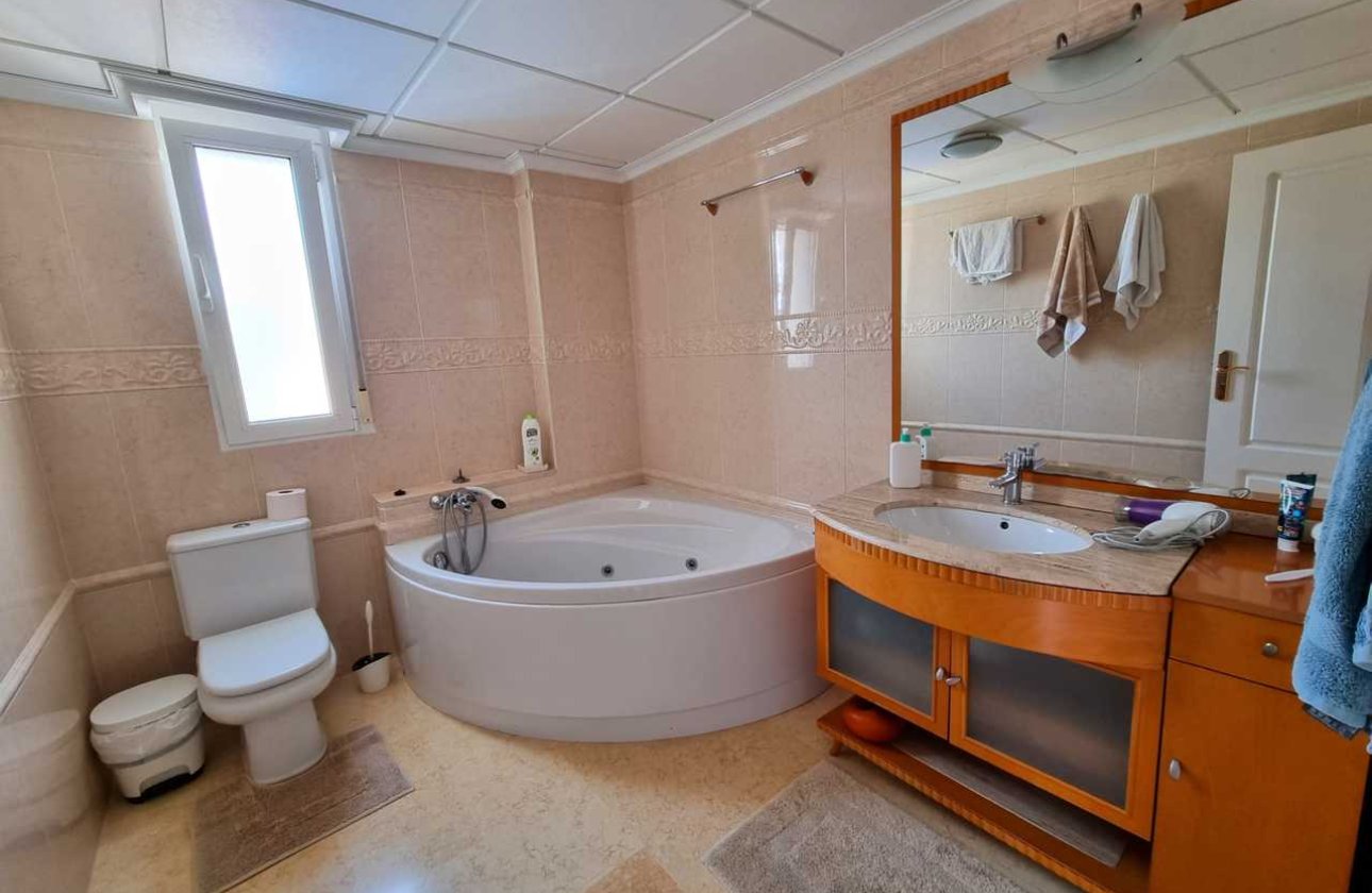 Revente - Villa -
La Mata - Costa Blanca