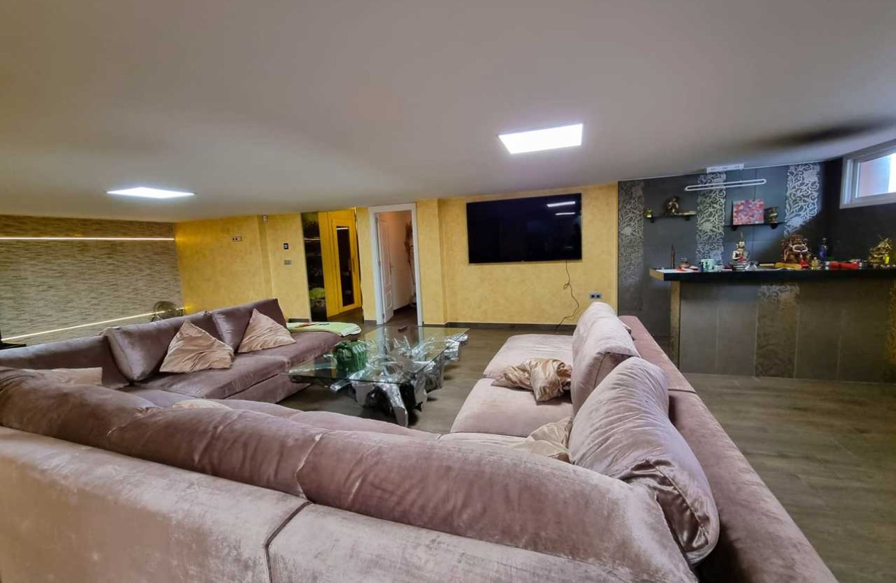 Revente - Villa -
La Mata - Costa Blanca