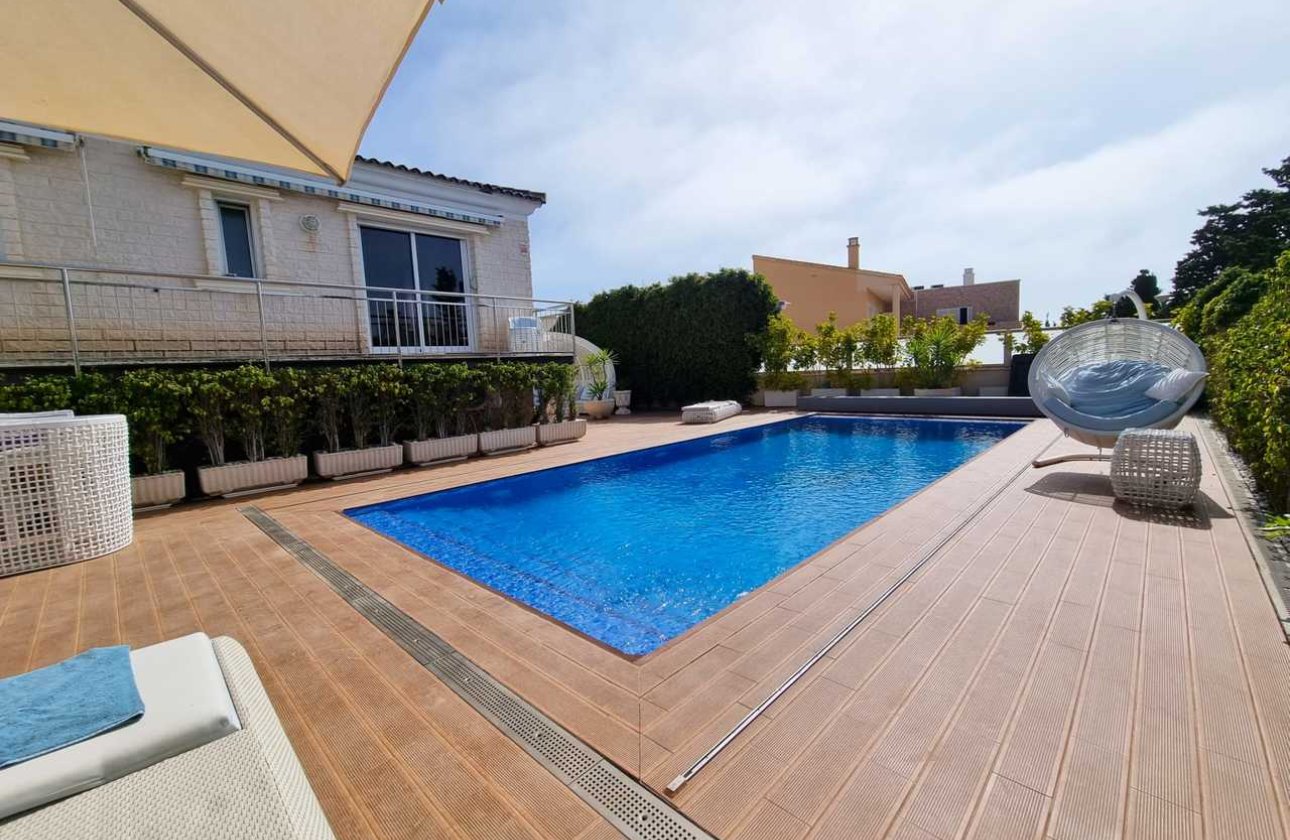 Revente - Villa -
La Mata - Costa Blanca