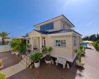 Revente - Villa -
La Mata - Costa Blanca