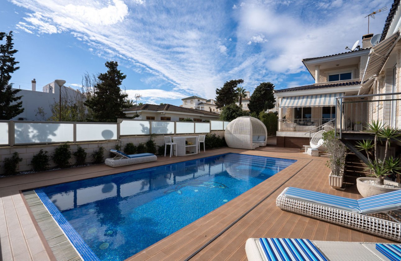 Revente - Villa -
La Mata - Costa Blanca