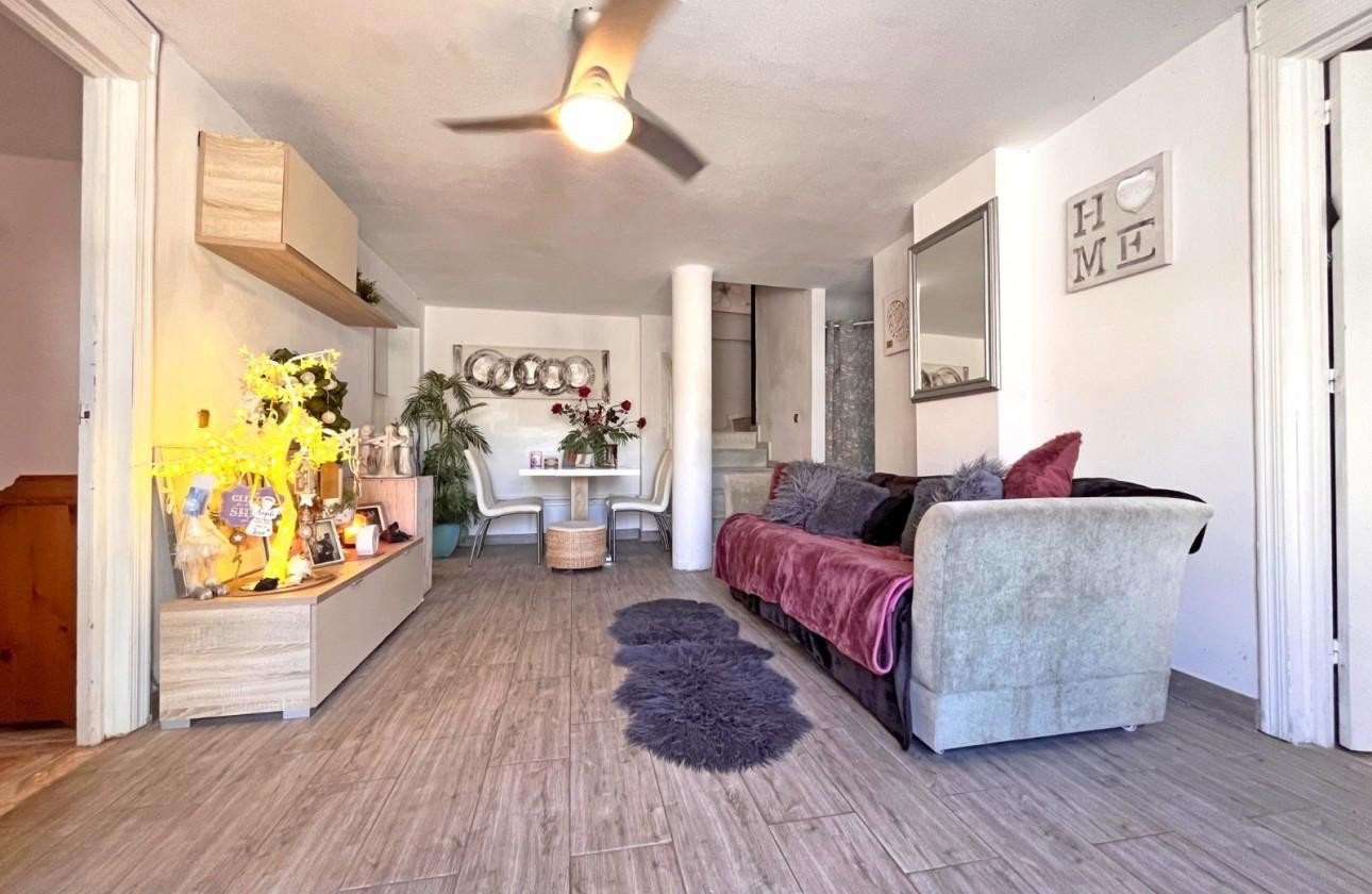 Revente - Villa -
La Zenia - Costa Blanca