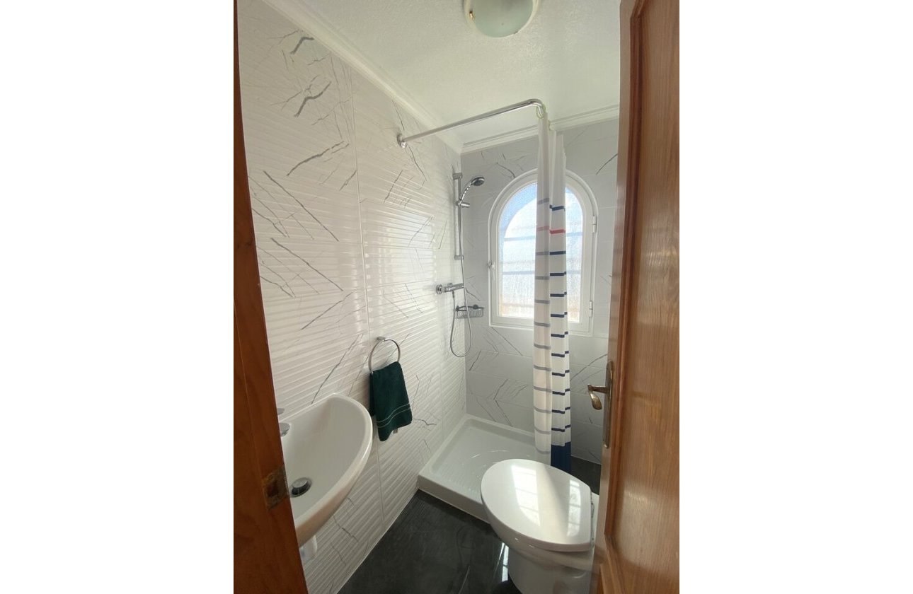 Revente - Villa -
La Zenia - Costa Blanca