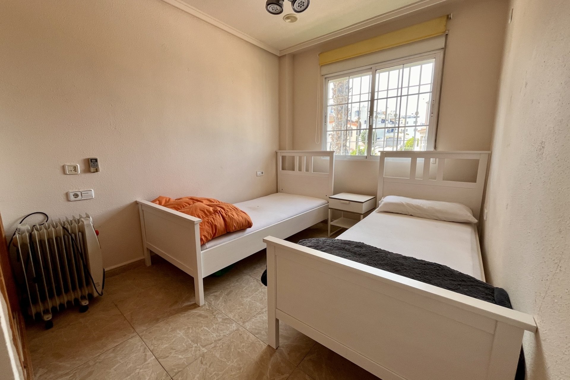 Revente - Villa -
La Zenia - Costa Blanca