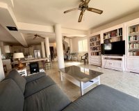 Revente - Villa -
La Zenia - Costa Blanca