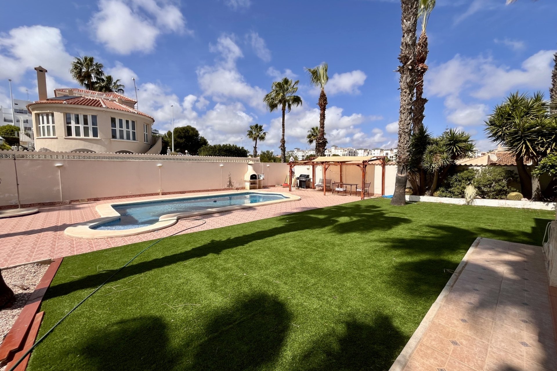 Revente - Villa -
La Zenia - Costa Blanca