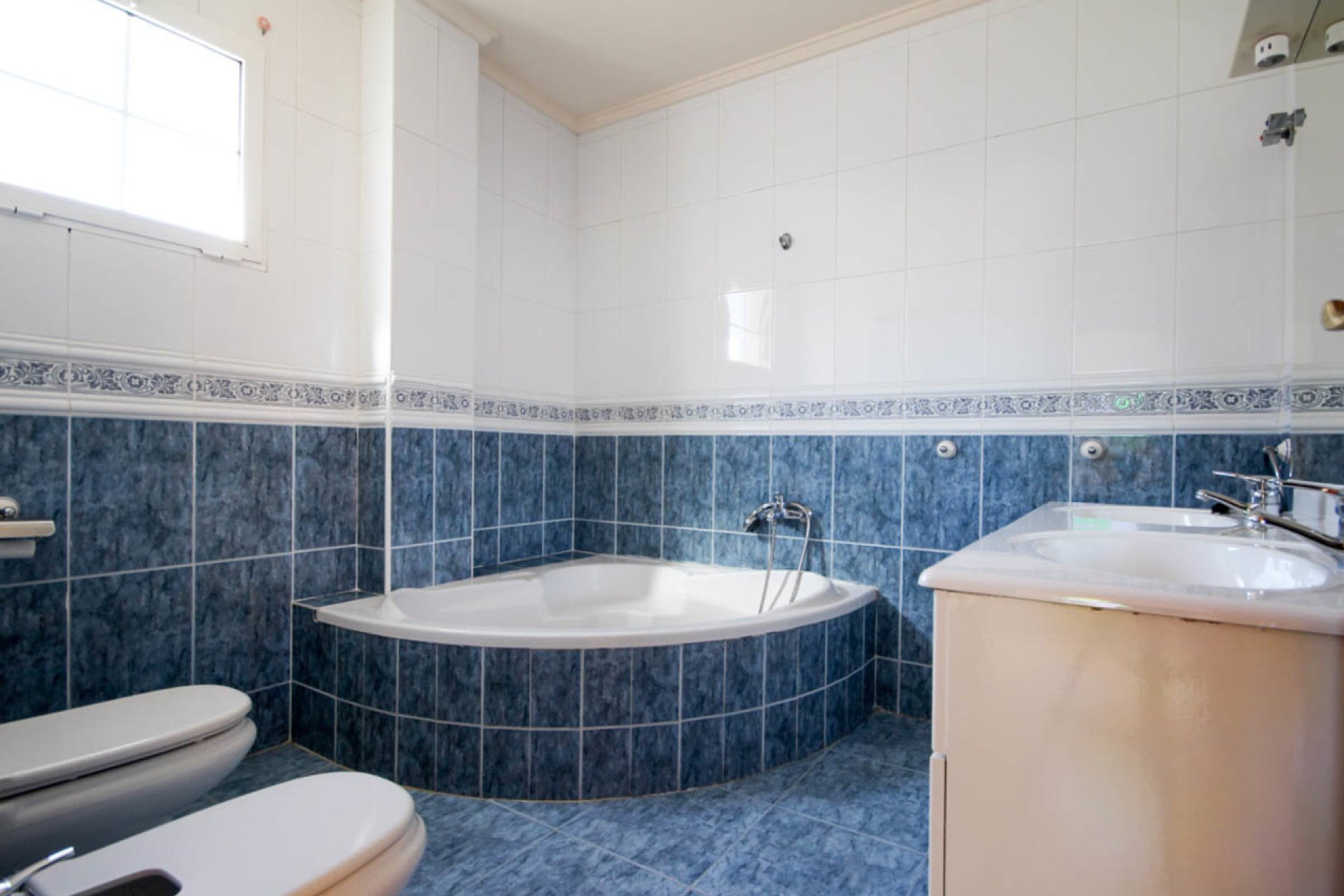 Revente - Villa -
La Zenia - Costa Blanca