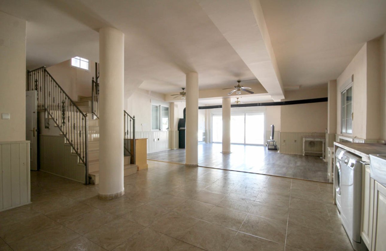 Revente - Villa -
La Zenia - Costa Blanca