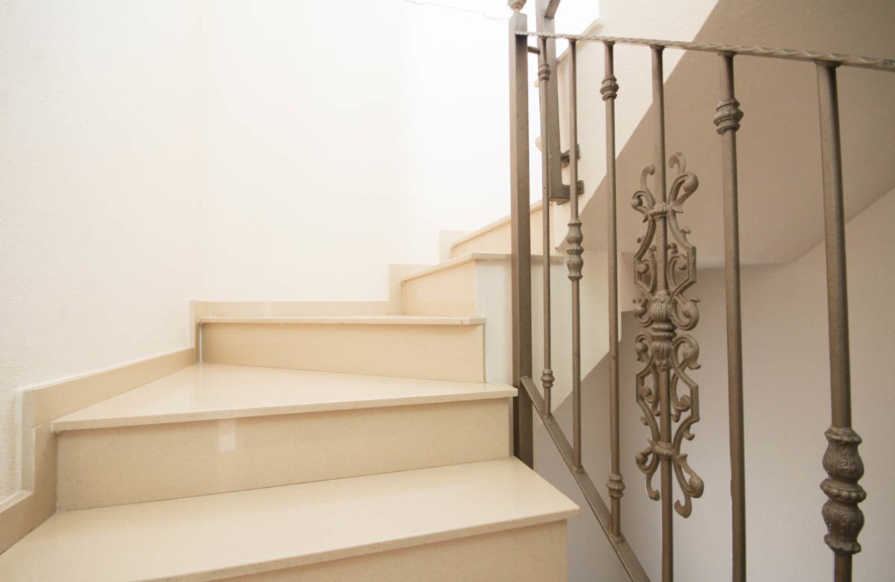 Revente - Villa -
La Zenia - Costa Blanca