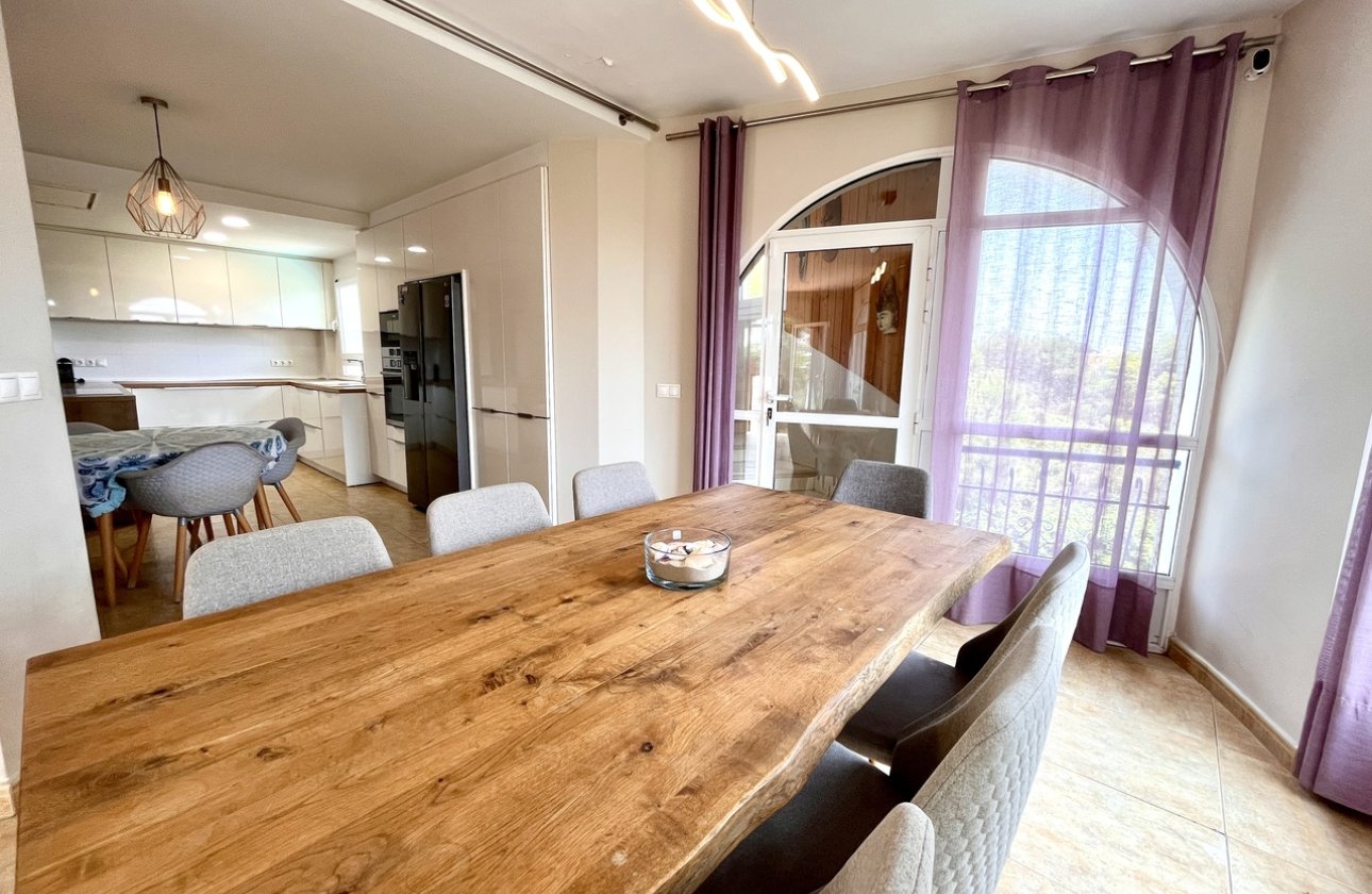 Revente - Villa -
La Zenia - Costa Blanca