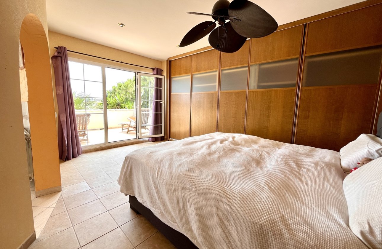 Revente - Villa -
La Zenia - Costa Blanca