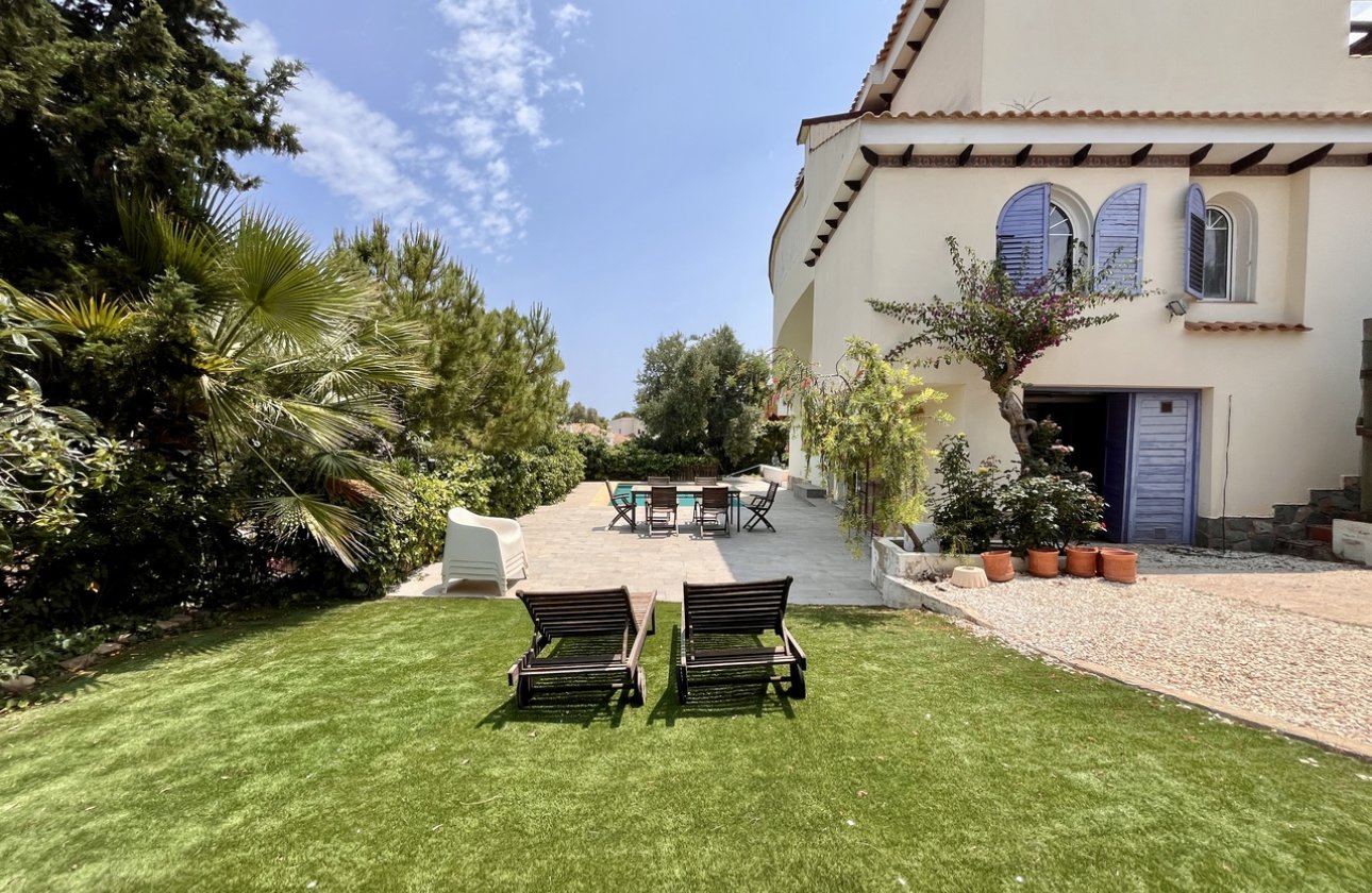 Revente - Villa -
La Zenia - Costa Blanca