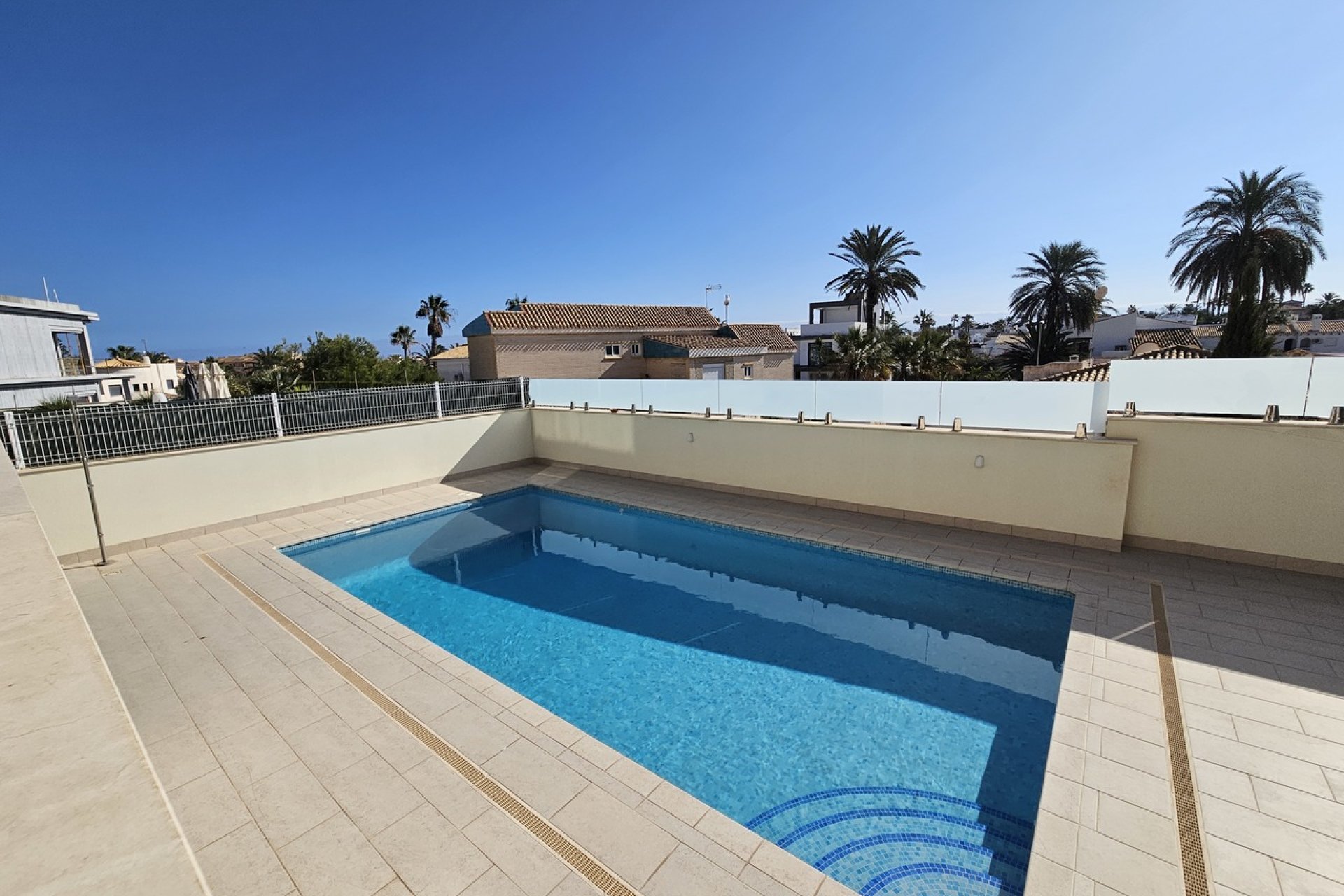 Revente - Villa -
La Zenia - Costa Blanca